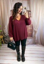Charger l'image dans la galerie, Blouse plissé bordeaux KAMILA (38 au 48)