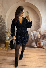 Charger l'image dans la galerie, Robe portefeuille à sequin bleu marine CASSANDRA (34 au 40)⭐️