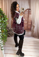 Charger l'image dans la galerie, Gilet sans manche motif bandana bordeaux SORI (36 au 46)