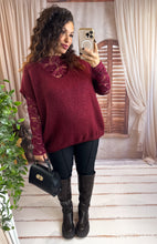 Charger l'image dans la galerie, Pull sans manches col V oversize bordeaux DAPHNÉE (40 au 50)