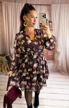 Charger l'image dans la galerie, Robe courte prune  motif fleuri NORA (36 au 48)