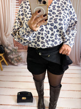 Charger l'image dans la galerie, Jupe short velours noir MÉLISSA (36 au 48)