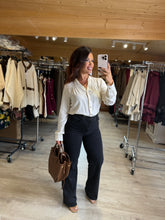 Charger l'image dans la galerie, Jean noir wide leg KARLA (34au 42)