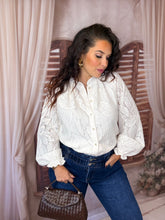 Charger l'image dans la galerie, Chemise dentelle écru AVA (36 au 48)