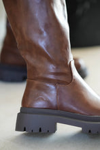 Charger l'image dans la galerie, Bottes Carmelyna camel AMARA xxl (37 au 43) Bottes spécial mollets larges