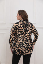 Charger l'image dans la galerie, Chemise motif léopard noir /camel LIO   (38 au 48 )