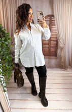 Charger l'image dans la galerie, Chemise uni blanche EVA (36 au petit 44 )