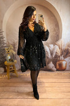 Charger l'image dans la galerie, Robe courte noir fluide sequins VAL (36 au 48)⭐️