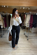 Charger l'image dans la galerie, Jean noir wide leg KARLA (34au 42)