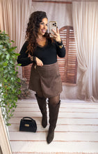 Charger l'image dans la galerie, Jupe/short en suédine chocolat INDILA (36 au 50)
