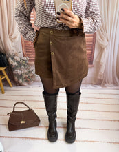 Charger l'image dans la galerie, Jupe short velours chocolat MÉLISSA (36 au 48)