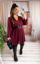 Charger l'image dans la galerie, Robe plissée coupe droite bordeaux JUSTINE (40 au 48)