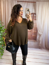 Charger l'image dans la galerie, Blouse plissé chocolat KAMILA (38 au 48)