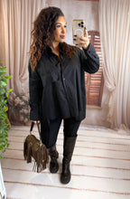 Charger l'image dans la galerie, Chemise oversize noir EMMA (38 au 48)