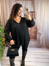 Charger l'image dans la galerie, Blouse plissé noir KAMILA (38 au 48)