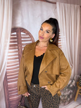 Charger l'image dans la galerie, Veste courte en suédine camel BLAIR (36 au 42)
