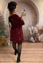 Charger l'image dans la galerie, Robe en sequins bordeaux noeud noir dans le dos ANASTASIA (34 au 42)