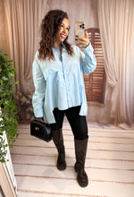 Charger l'image dans la galerie, Chemise oversize bleu EMMA (38 au 48)