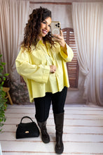 Charger l'image dans la galerie, Chemise oversize jaune LOANE (36 au 48)