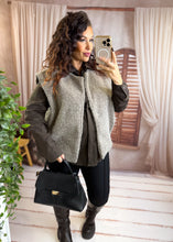 Charger l'image dans la galerie, Veste sans manche taupe YOU (40 au 48)