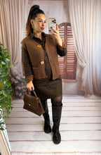Charger l'image dans la galerie, Gilet sans manche boutons or chocolat BILLIE (34 au 46)