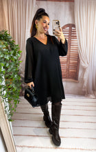 Charger l'image dans la galerie, Robe plissée coupe droite noir JUSTINE (40 au 48)