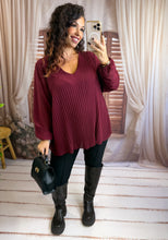 Charger l'image dans la galerie, Blouse plissé bordeaux KAMILA (38 au 48)