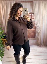 Charger l'image dans la galerie, Chemise col écru chocolat VÉRONIQUA (34 au 48)