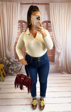 Charger l'image dans la galerie, Jeans mom fit bleu CÉLIA (36 au 44)