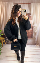 Charger l'image dans la galerie, Maxi gilet noir SANDRINE (36 au 48)