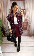 Charger l'image dans la galerie, Gilet sans manche motif bandana bordeaux SORI (36 au 46)