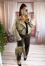 Charger l'image dans la galerie, Veste courte en suédine beige BLAIR (36 au 42)