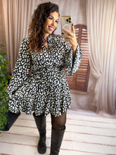 Charger l'image dans la galerie, Robe patineuse léopard noir et blanc JOANNA (36 au 42)